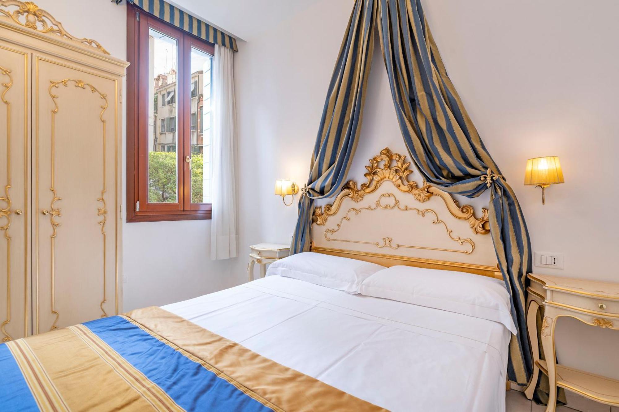 Casa Marsilli Hotel Venice Exterior photo
