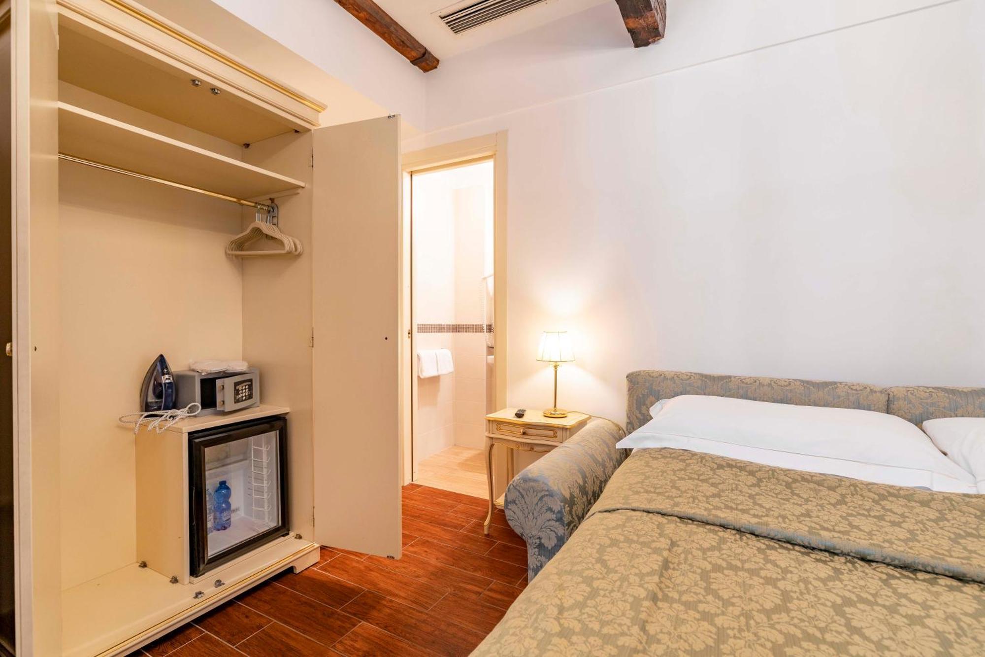 Casa Marsilli Hotel Venice Exterior photo